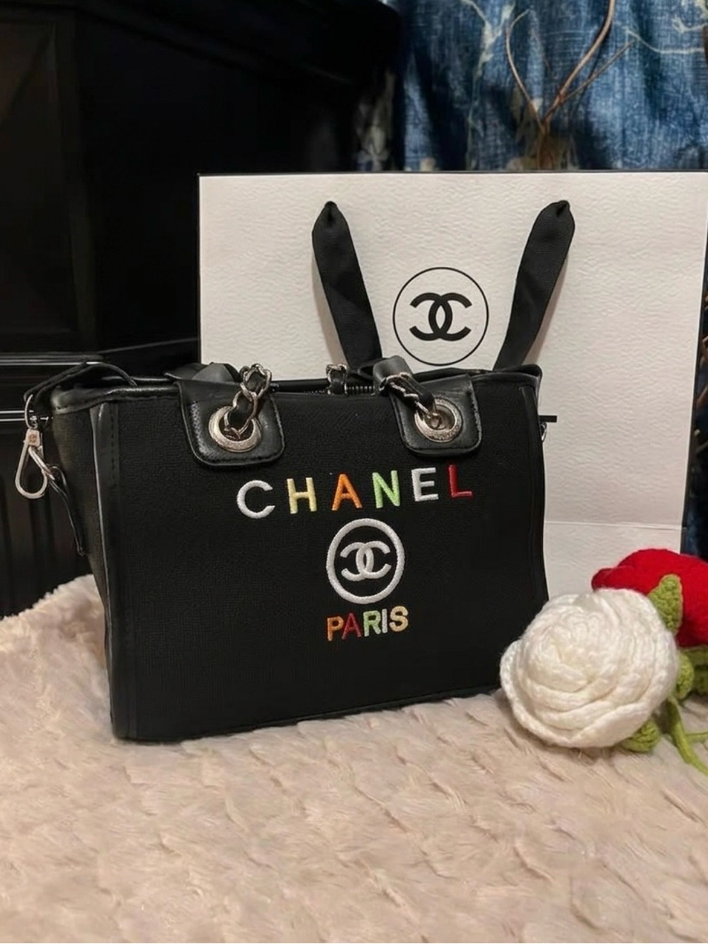 nwt Embroidered Logo Tote Bag